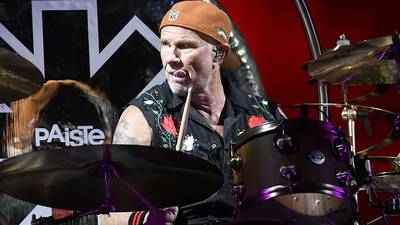 Watch RHCP's Chad Smith play along to Thirty Seconds to Mars' "The Kill" after hearing it for the first time