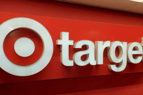 Police nab man with cart full of stolen goods from Target as he headed to stolen car