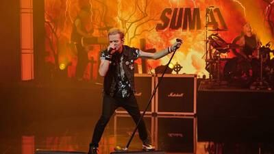 Sum 41 explodes 'Billboard' chart record with "Landmines" single