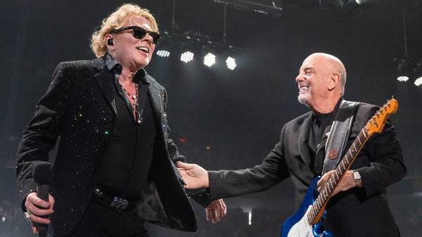 Axl Rose guests during final night of Billy Joel's MSG residency