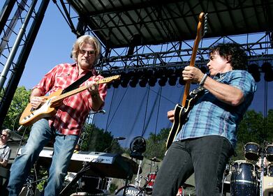 Hall & Oates