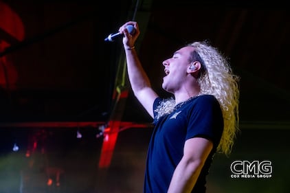 Great White returned to San Antonio to headline the Margarita Pour Off at The Espee, sponsored by 99.5 KISS, 106.7 The Eagle, and Sipit Daquiris and Margaritas! They sounded amazing, and what a great way to bring back MPO!