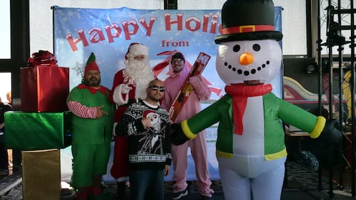 Download your raw, unedited FREE Christmas Photos here!