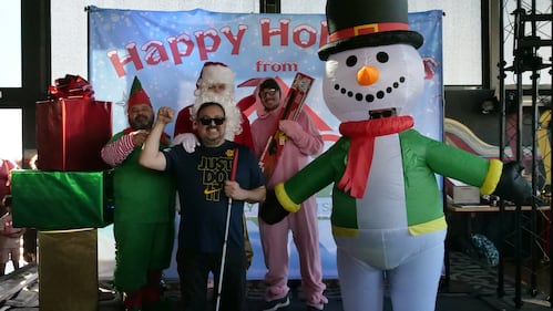 Download your raw, unedited FREE Christmas Photos here!