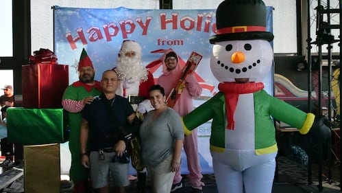 Download your raw, unedited FREE Christmas Photos here!